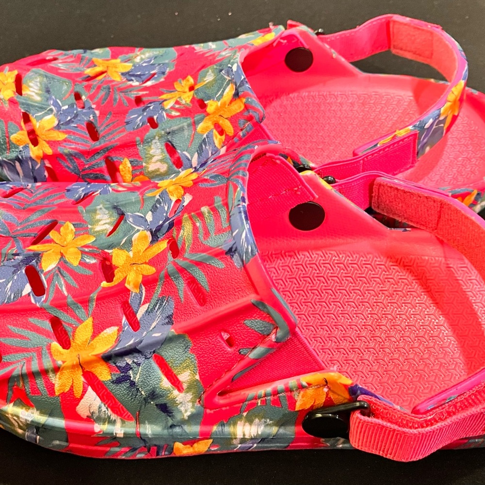 ComfortView Tropical Pink Floral Design